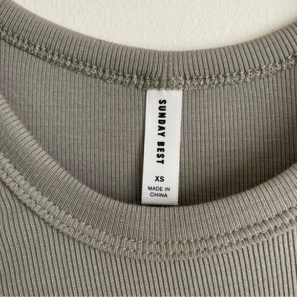 Aritzia Sunday Best Honor Tank in Dry Basil Green NWT - Picture 5 of 10